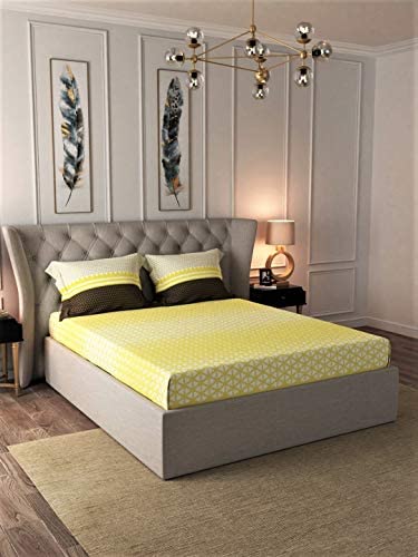 Image of Urban Space Divine Collection 160 TC 100% Cotton Double Bedsheet with 2 Pillow Covers, Triangles,Yellow