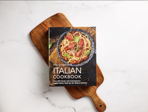 Cider Mill Press 9781646431687 The Complete Italian Cookbook: 200 Classic And Contemporary Italian Dishes Made thumb #5