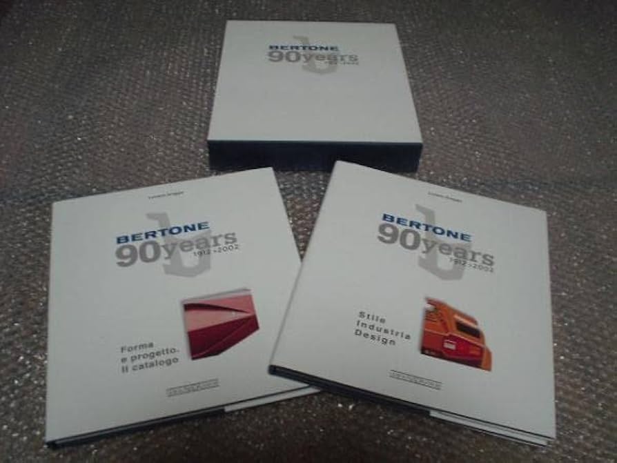 ベルトーネ 90周年記念写真集「Bertone 90 Years」NADA ベルトーネ 90周年記念写真集「Bertone 90 Years」NADA