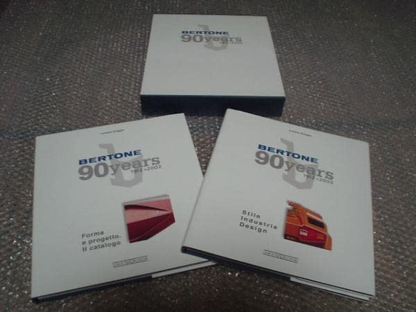 ベルトーネ 90周年記念写真集「Bertone 90 Years」NADA Amazon.co.jp: 洋書ベルトーネ創業90周年記念 写真集2巻セット