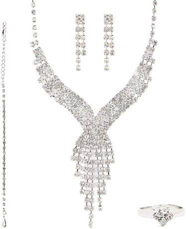 Stunning Strass Drop Necklace, Ring and Earrings Set