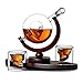 Zestaw podarunkowy karafki do whisky z 2 kieliszkami do wina z czaszkami z dozownikiem napojów z drewnianą podstawą Spersonalizowane karafki z kulkami na alkohol, szkocką, bourbon, wódkę - 850 ml
