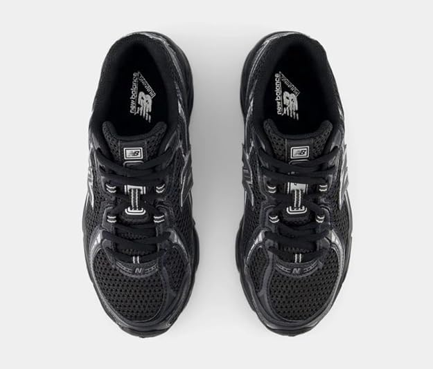 New Balance 740 School Shoes (Black/Silver)2
