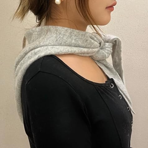 Knit Cashmere Triangle Scarf for Women Knitted Head Scarf Y2k Neckerchief Old Money Aesthetic Accessories (Grey)4