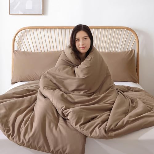 Image of ROSGONIA Oversized King Comforter 120x120, 3pcs Super King Comforter (1 Dark Khaki Comforter & 2 Pillowcases) Lightweight Warm Bedding Blanket Quilt