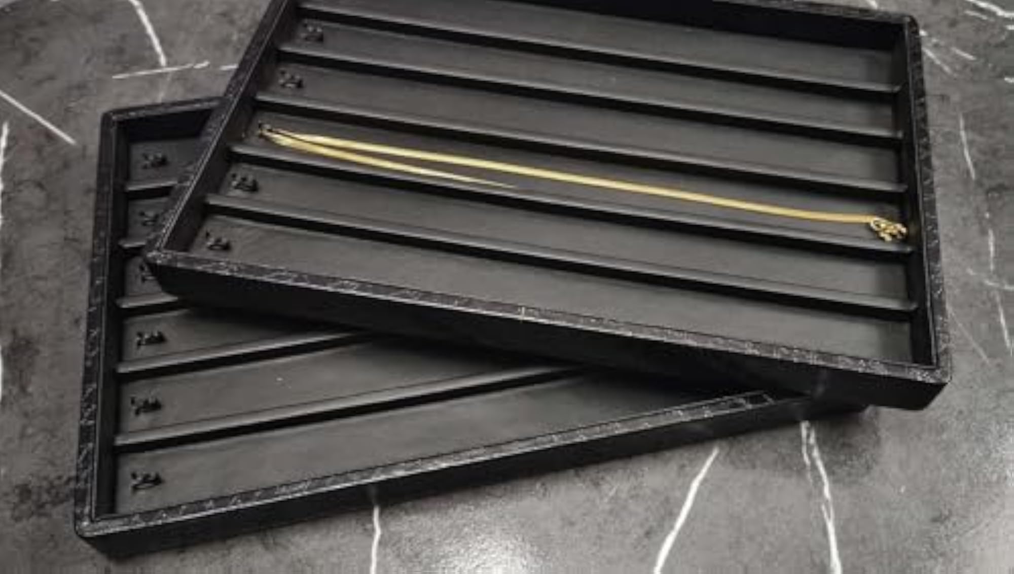 Faux Leather Chains Display Tray Organizer