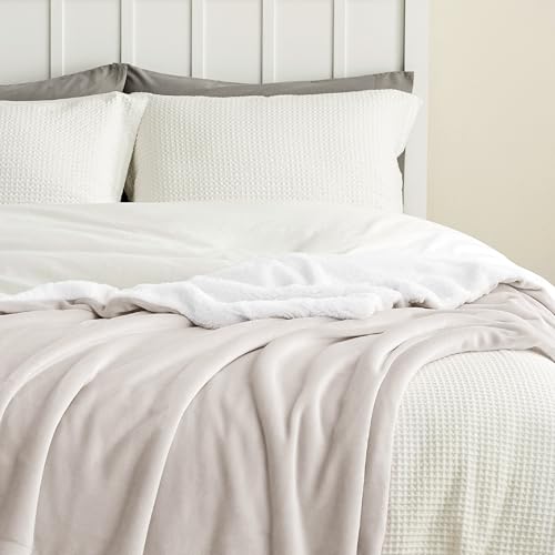 BEDSURE Kuscheldecke - Warm Sherpa Wolldecke & Sofadecke, Flauschig Sofaüberwurf Decke, Dicke Couchdecke, Fleecedecke, Flauschige Wohndecke für Couch, Beige, 150x200 cm, XL