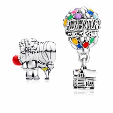 Charm de plata S925 de la casa de Up para lucir en tus viajes diarios