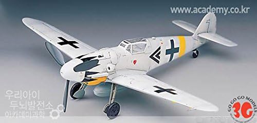 Academy airplane model US-12454 1/72 World War II German Bf109G-14 fighter