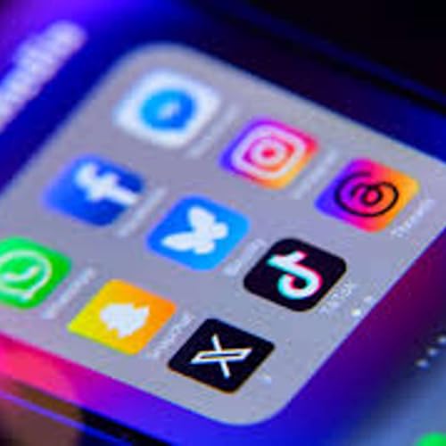 Faut-il interdire les r&eacute;seaux sociaux au moins de 15 ans ?