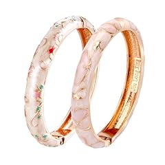 A18-Flower and Heart-Cream White