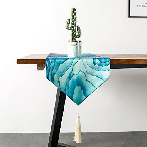 Chemin de table moderne luxe oiseaux et pompons pour une table chic