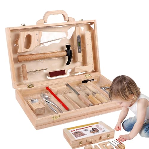 Activités d'apprentissage en âge préscolaire de construction avec outils en bois