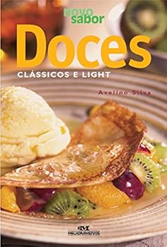 Paperback Doces Clássicos E Light (Em Portuguese do Brasil) [Portuguese] Book