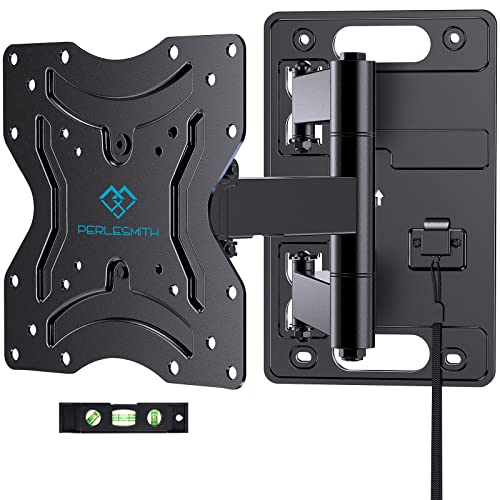 5 Best Locking TV Mounts for Your RV Getaway Couple