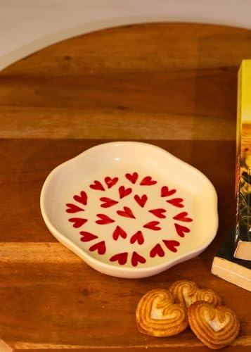 Image of WEAVING HOMES All Hearts - Handmade Dessert Plate, Size: 11 cm Microwave & Dishwahsher Safe (Set of 1)