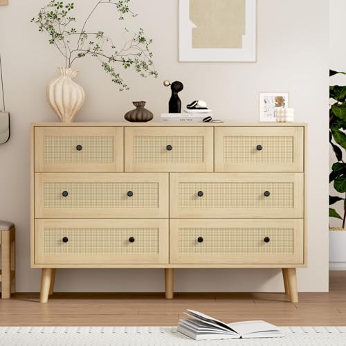 HOUROM Rattan Dresser for Bedroom with 7 Drawers, Natural Wood Durable Dressers & chests of Drawers with Black Handles, Chest of Drawers for Bedroom, Nursery, Entryway, Hallway
