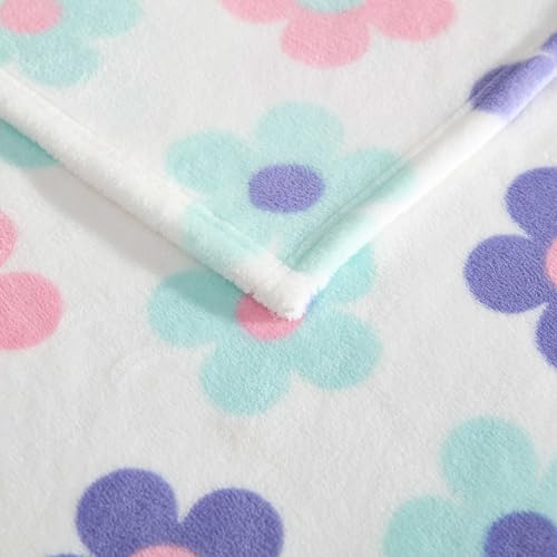 Image of Betsey Johnson - Blanket, Buttery-Soft Throw Blanket for Couch or Bed, Boldly Plush & Oversized Bedding (Retro Daisy Toss Purple, 50 inch x 70 inch)