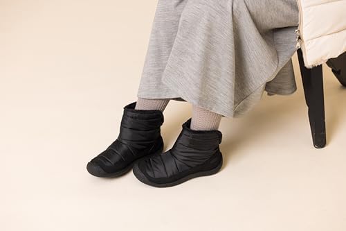 KEEN Women's Howser Fold Down Warm Indoor Outdoor Comfortable Slipper Chukka Boots, Black, 9 | Image 2