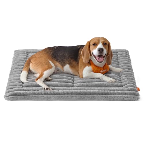 Feandrea Dog Bed Mat, L, 90 x 65 cm, Pet Blanket for Dogs and Cats, Machine Washable Pet Sofa Protector, Dove Grey PPB043GD01