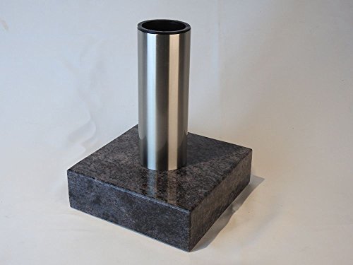 designgrab Vase funéraire tube en acier inoxydable et socle en granit bleu Orion