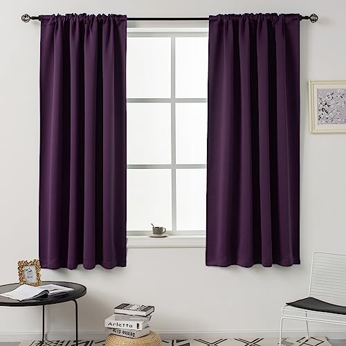 DUALIFE Lot de 2 rideaux violets prune pour petites fenêtres de chambre à coucher – 114 cm de long avec passe-tringle à isolation thermique et...