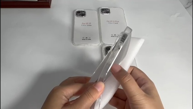 Custodia Trasparente Anti-ingiallimento Per IPhone 15 Pro 6.1'' - Cover Sottile In TPU Morbido Con Protezione Per Fotocamera - 3