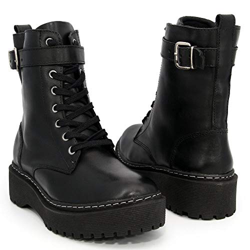 Bota Coturno Tratorado em Couro Com Tira Arietto Cor:Preto;Tamanho:35