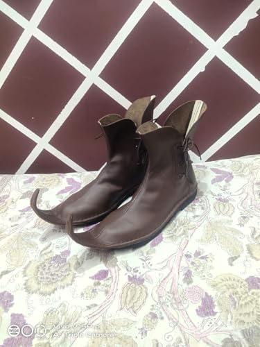 Image of Medieval Poulaine Leather Ankle Shoes - Handmade Roman Costume Footwear for Men - LARP, Renaissance, and Reenactment Boots.