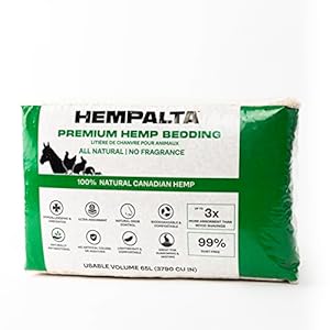 Premium Hemp Bedding for Small Animals & Chickens: Ultra-Absorbent, Dust-Free & Comfortable (65L)