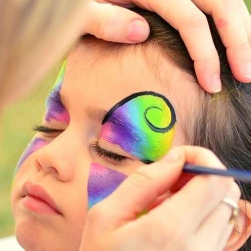 Love a party with carefully selected entertainment