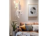 applique design bagno Applique dal design moderno e innovativo. Lampada da muro realizzato completamente in resina bianco rifinito nei minimi dettagli. Porta lampada adatto a tutti gli ambienti sia privati di casa che pubblici come pub, ristoranti e locali commerciali. La sua forma particolare renderà gli spazi esclusivi e accoglienti.