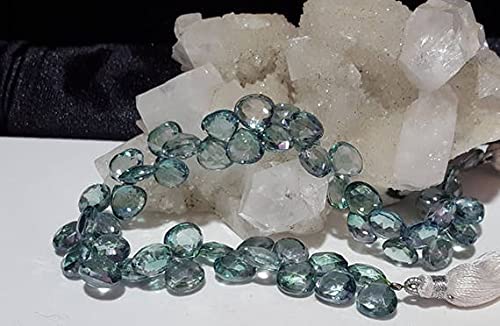 Perles briolettes vertes en forme de cœur pour sublimer vos ateliers créatifs et bijoux d'été
