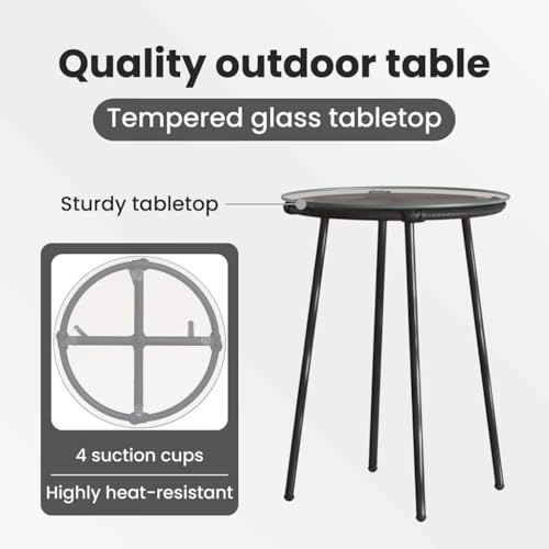 Coussins en polyester anthracite et structure noire pour cet ensemble repas de jardin