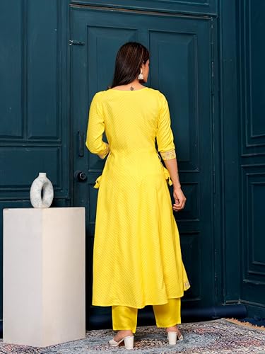Image of MANHAREE | Women's Rayon Kurta with Pant & Dupatta Set