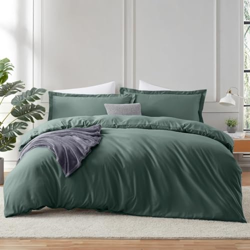 Image of Hearth & Harbor Forest Green Duvet Cover Queen Size, 3 Piece Bedding Set | Soft Double Brushed Bedding Set, Button Closure, 1 Duvet Cover 90x90 Inches, 2 Pillow Shams