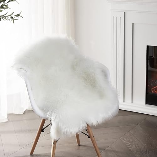 Ruedong Faux Lammfell Kunstfellteppich Weiß 40x60 cm, Flauschiger Kleiner Schaffellteppich, Ultraweiche Matte, Maschinenwaschbare Shag-Matten, Kinderzimmerdecke für Bett, Wohnzimmer, Kinderzimmer