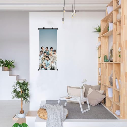 Stray Kids Poster,Stray Kids Rollbild, StrayKids Fanartikel, Scroll Poster,Geburtstag Deko,Stoff für Wanddekoration, 70 * 30cm