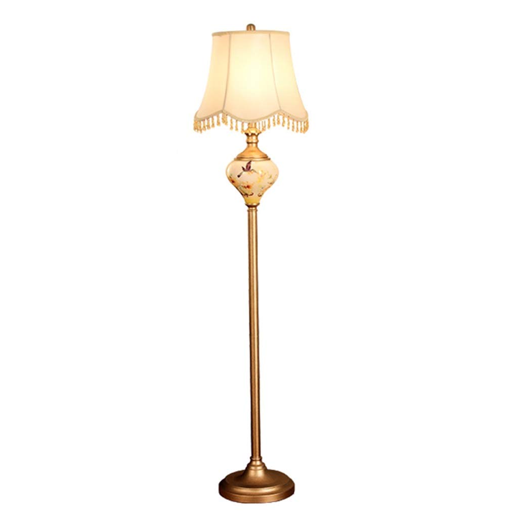 Lampe de plancher européenne chic pour une décoration intérieure soignée