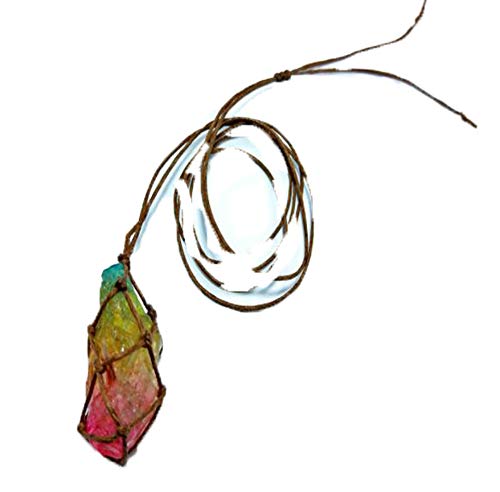 Collier pendentif tissé rugueux pour vos tenues d'été bohèmes chic