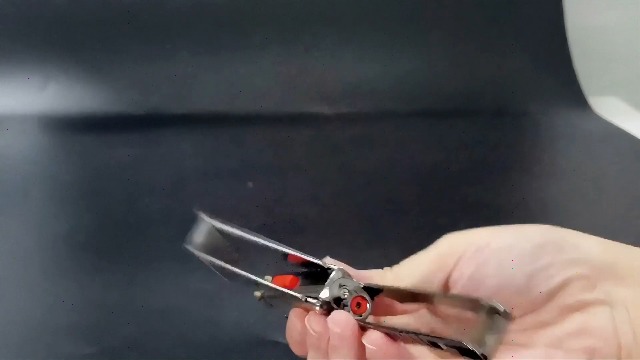Encendedor antorcha recargable de butano negro miniatura 7