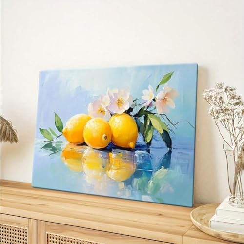 Décoration de cuisine moderne avec tableau de fruits et fleurs blanches