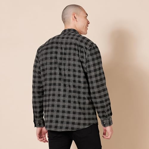 Image of Amazon Essentials Men's Regular Fit Long-Sleeve Flannel Shirt, Soft Brushed Cotton, Lightweight yet Warm