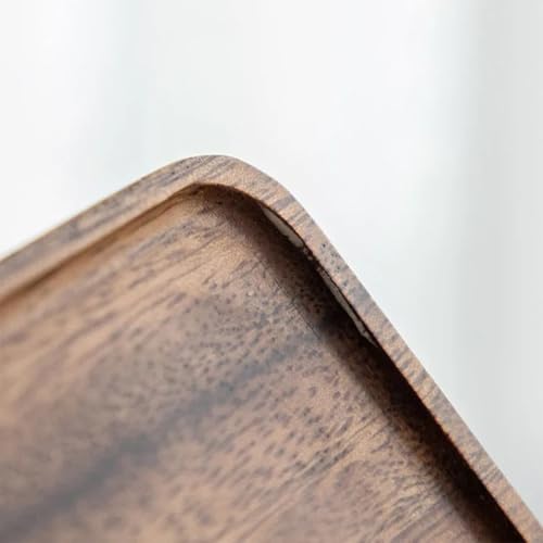 Plat en bois rectangulaire idéal pour recevoir vos invités lors d'un apéritif convivial