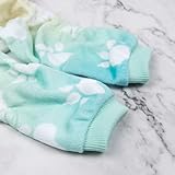 CuteBone Gradient Fußabdruck Hundepyjama für kleine, Mittelgroße Hunde, Weiches Material, Dehnbar Hunde-Strampler, Winterjacken und mäntel P09S-DE