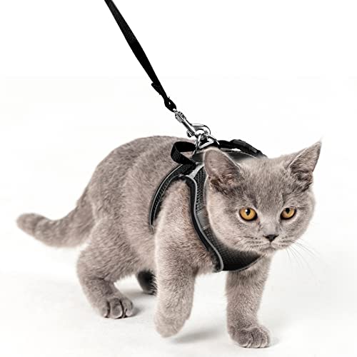Brifit Cat Harness and Leash, Soft Mesh Escape-Proof Cat Harness and Leash Set for Walking Adjustable Reflective Vest Harness