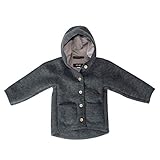 100% MADE IN GERMANY: Die Halfen Kapuzenjacke wird in Handarbeit in Deutschland hergestellt. Hochwertige Schurwolle (kontrolliert-biologische Tierhaltung) aus Patagonien kommt bei uns zum Einsatz.