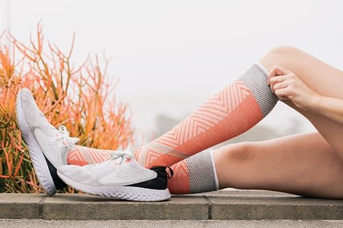 Image of Sockwell Women's Pulse Knee High Firm Graduated Compression Socks