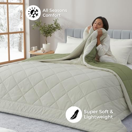 Image of King Size Comforter for Double Bed, 220 GSM Soft Microfiber AC Blanket, All Season Lightweight Reversible Bed Quilt, Premium Bedding, 90 x 100 Inch, Sage Green-Light Green