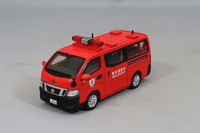 エラカー　日産NV350キャラバン　東京消防庁　査察車　Eracar Amazon | ☆ Era CAR 1/64 日産 NV350 東京消防庁 査察広報車